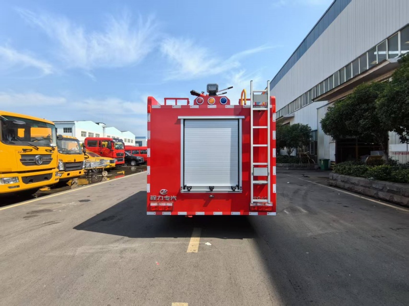 ������ս����4��ˮ��������